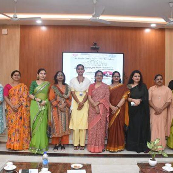 A session of Lexicon Live Scholars’ Insights